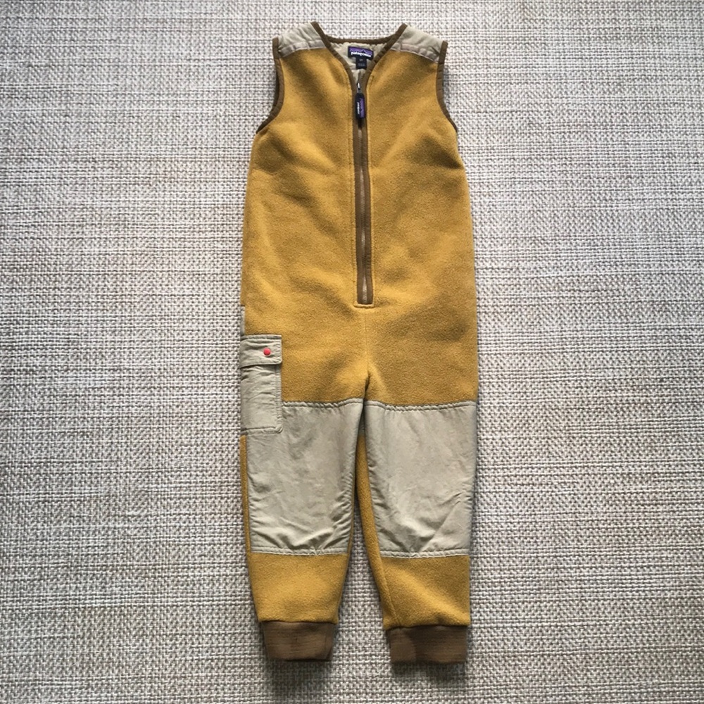 *Patagonia Fleece Patched Jumpsuit (size 5T)